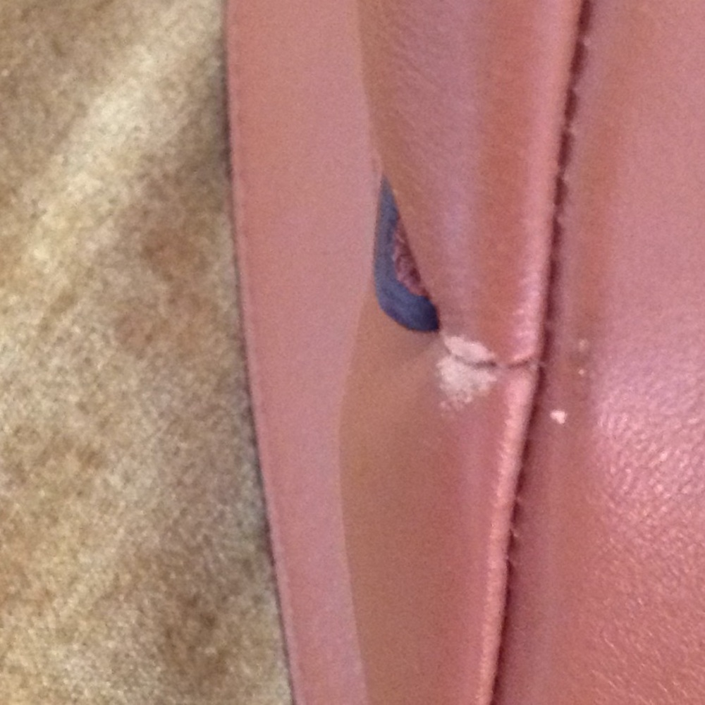 🍂🔴🍂 Cole Haan - Grand Series Leather Bucket Bag - Picture 9 of 11
